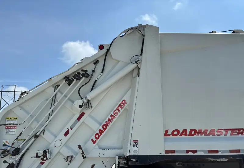 2018 Peterbilt 337 photo 20