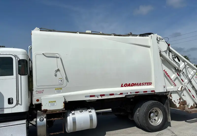 2018 Peterbilt 337 photo 50