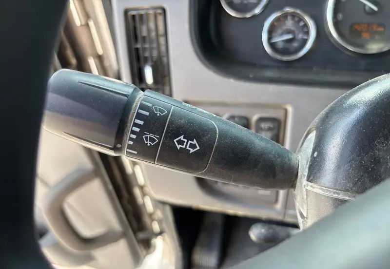 2018 Peterbilt 337 photo 73