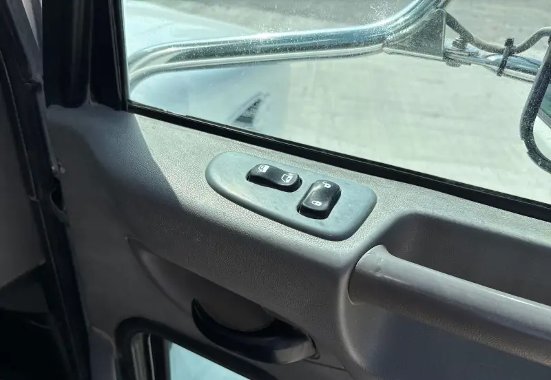 2018 Peterbilt 337 photo 82