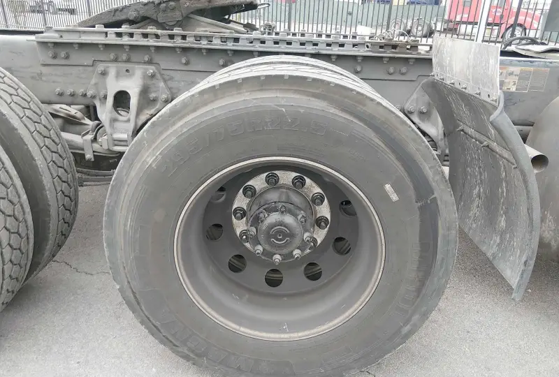 2023 Kenworth T680 photo 57