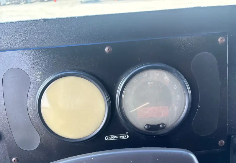 2005 Freightliner MT45 photo 33