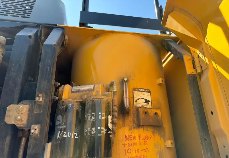 2015 John Deere 350G photo 100