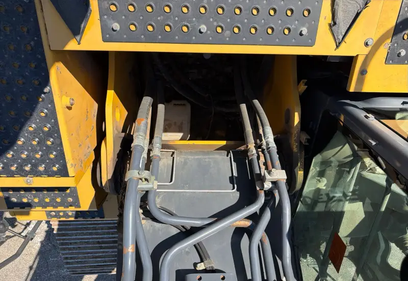 2015 John Deere 350G photo 45