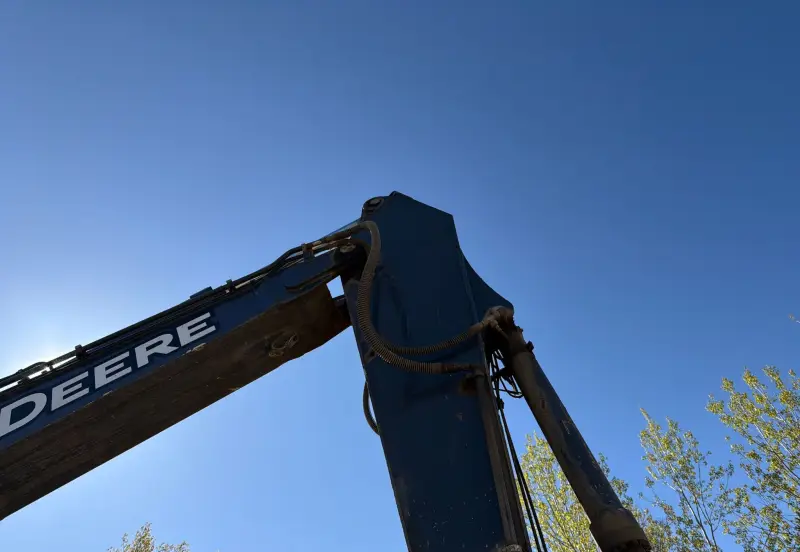 2015 John Deere 350G photo 32