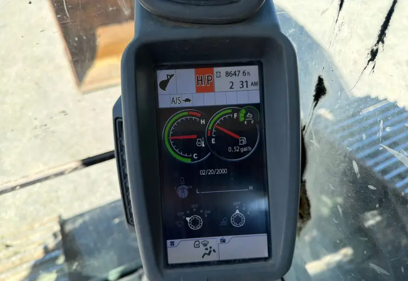 2015 John Deere 350G photo 66