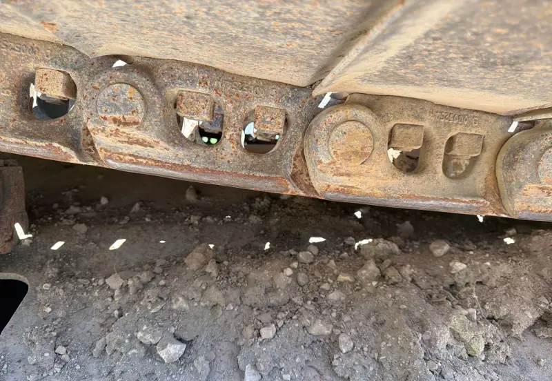 2015 John Deere 350G photo 105