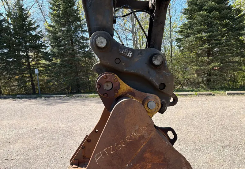 2015 John Deere 350G photo 30