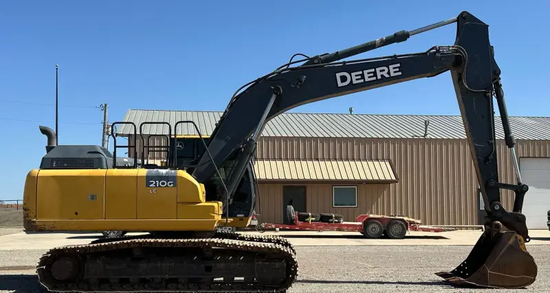 2016 John Deere 210G LC photo 4