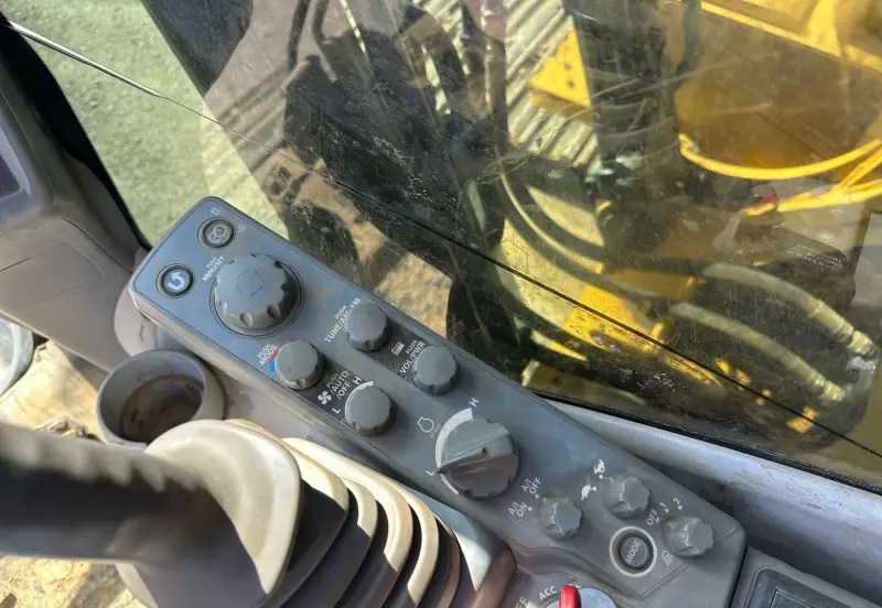 2016 John Deere 210G LC photo 57