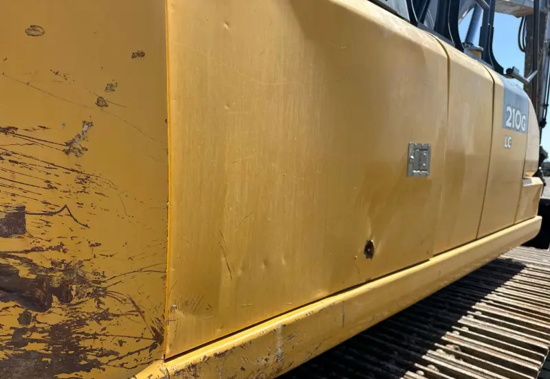 2016 John Deere 210G LC photo 34