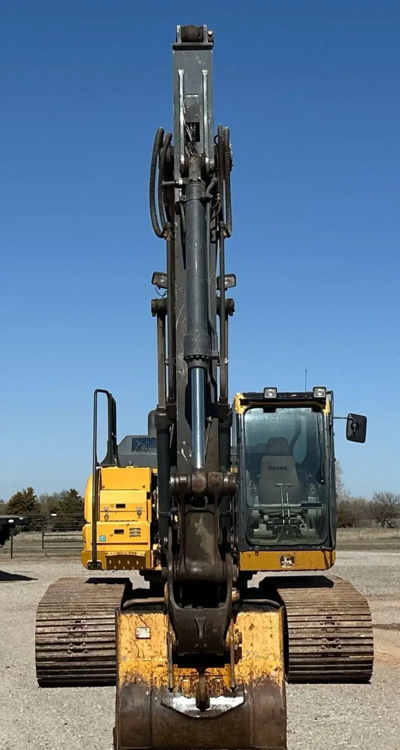 2016 John Deere 210G LC photo 2