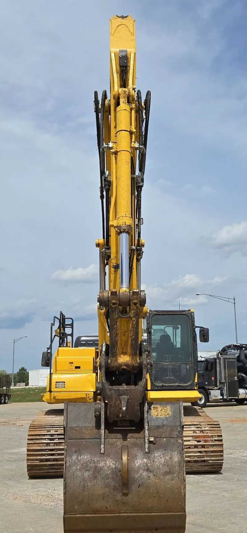 2020 Komatsu PC360LC-11 photo 2