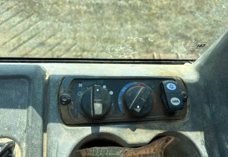 2019 Caterpillar D6K2 LGP photo 36
