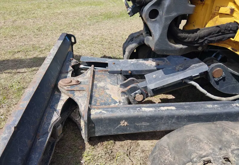 2020 John Deere 60G photo 28
