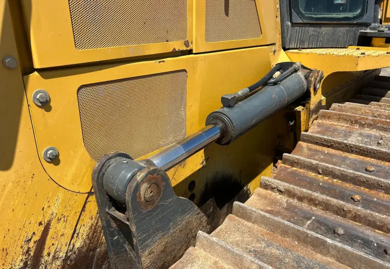 2012 John Deere 850K WLT photo 18
