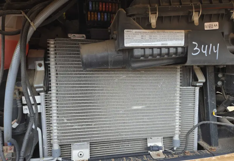 2017 Thor Motor Coach Stripped photo 107