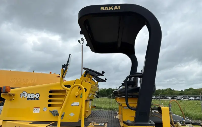 2017 Sakai GW751 photo 24