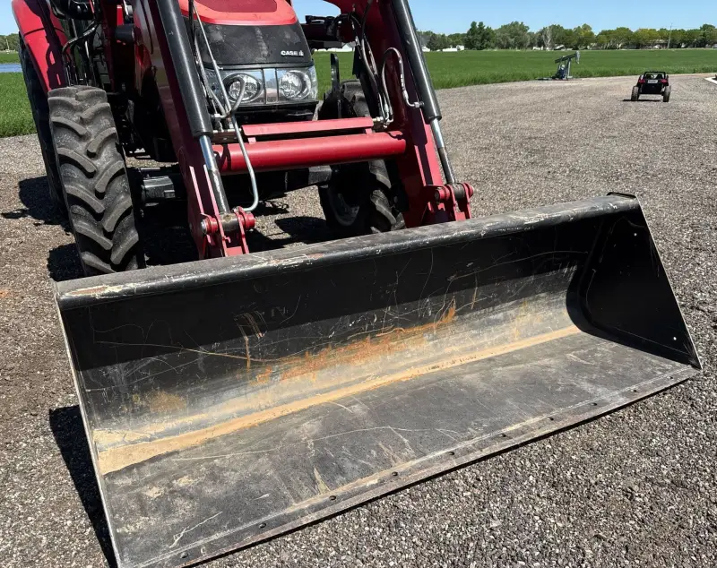 2016 Case Farmall 75C photo 12