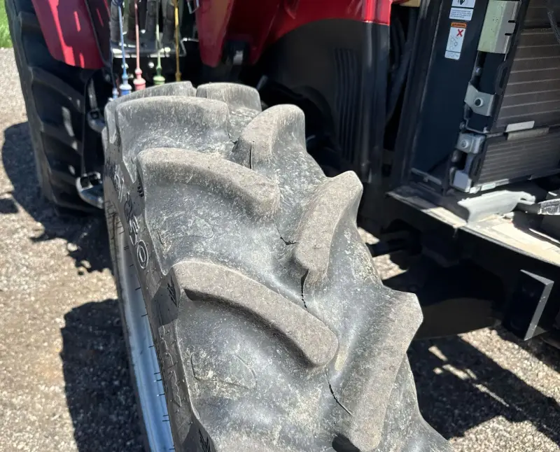 2016 Case Farmall 75C photo 53