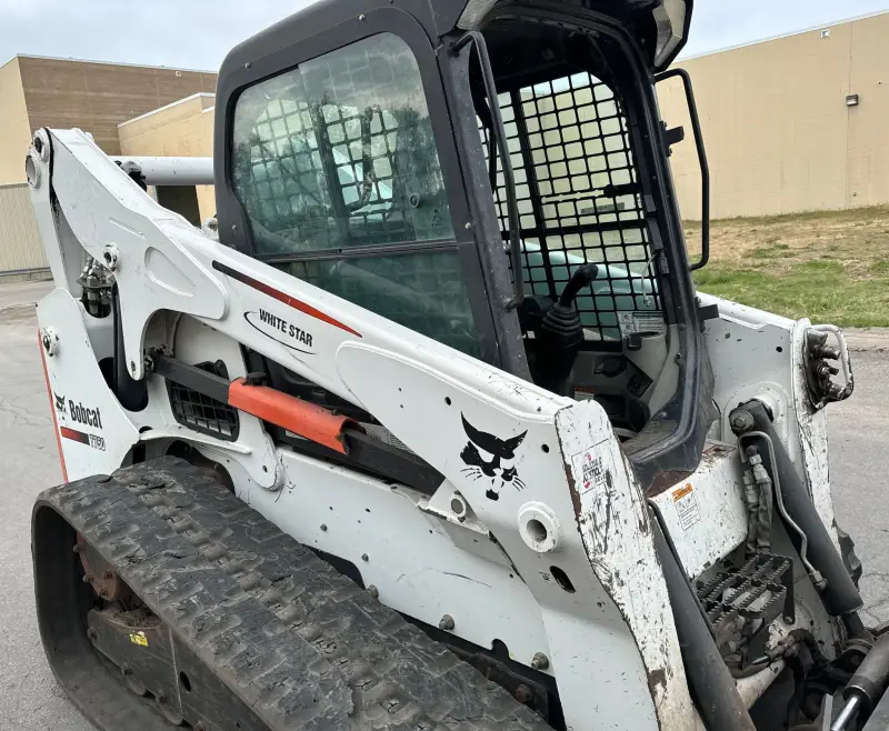 2011 Bobcat T750 photo 16