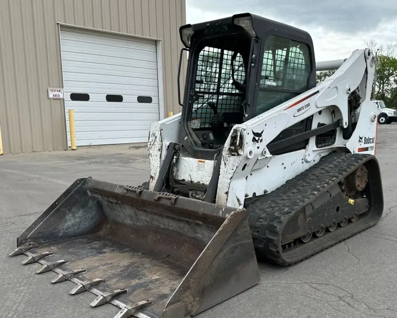 2011 Bobcat T750 photo 1