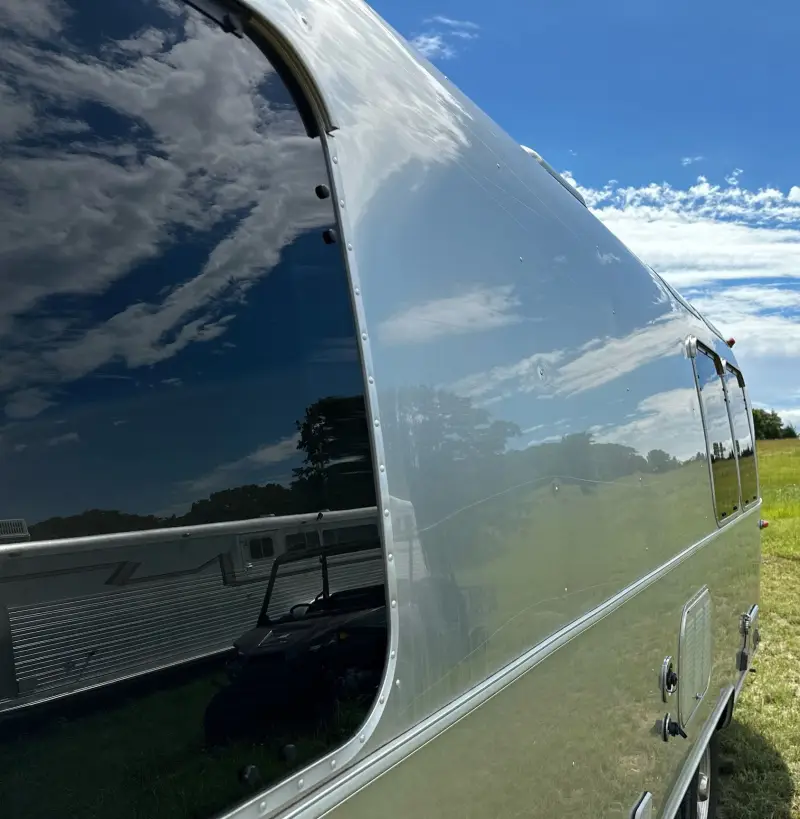 2019 Airstream Flying Cloud photo 48