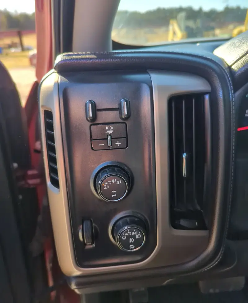 2018 GMC Sierra 1500 Denali photo 13