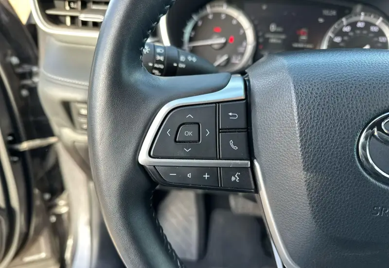 2022 Toyota Highlander photo 29