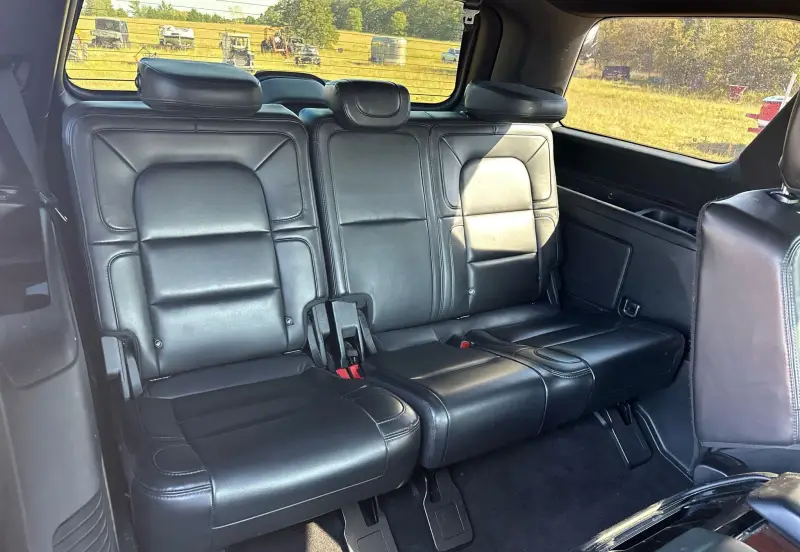 2021 Lincoln Navigator photo 47