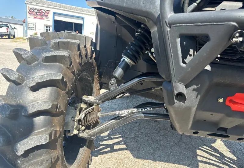 2019 Can-Am Defender photo 30