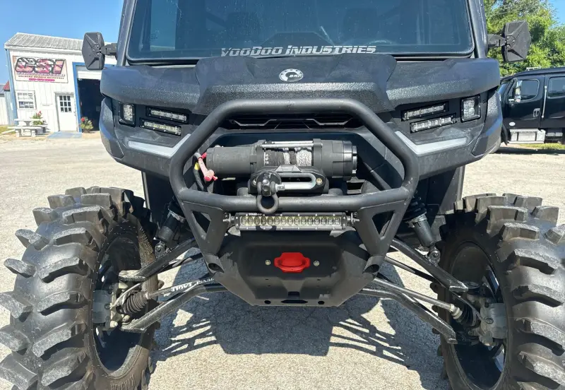 2019 Can-Am Defender photo 27