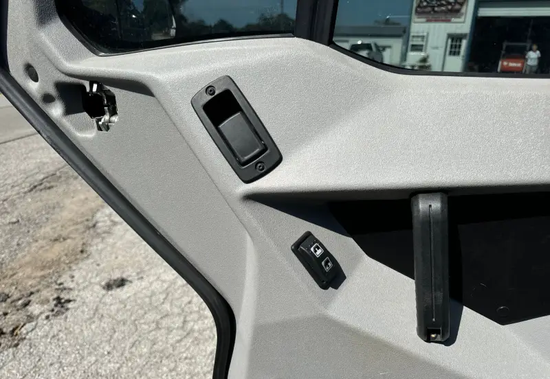 2019 Can-Am Defender photo 67