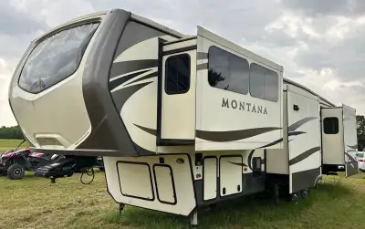 2016 Keystone Montana 3711FL