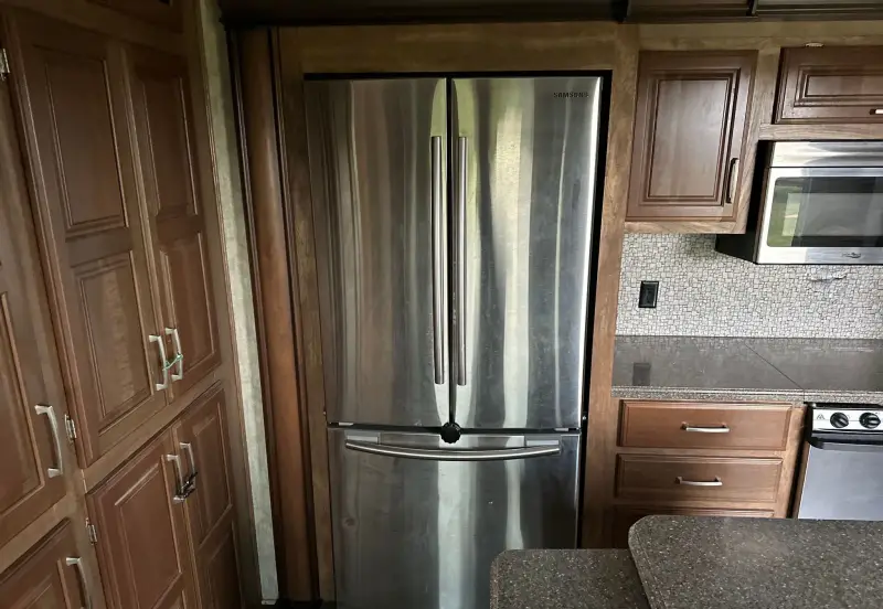 2016 Keystone Montana 3711FL photo 93