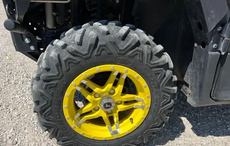2021 John Deere XUV835R photo 35