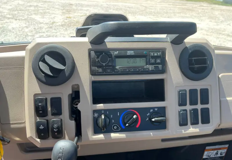 2021 John Deere XUV835R photo 20