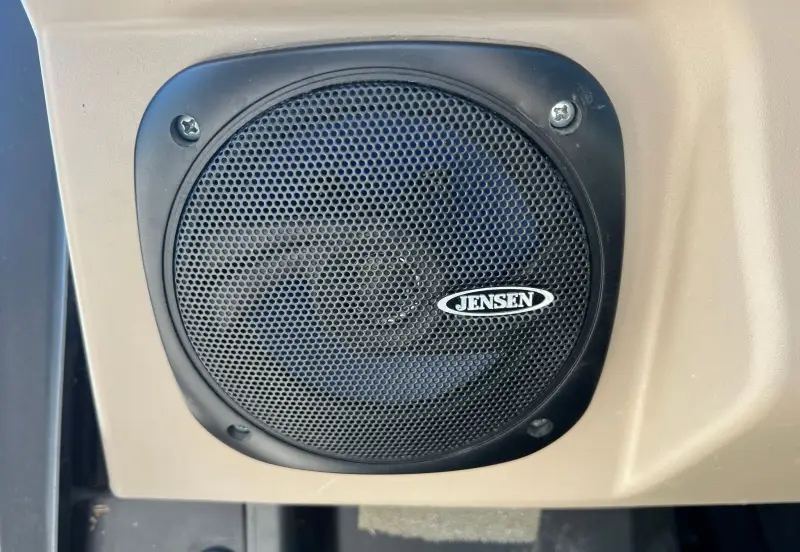2021 John Deere XUV835R photo 25