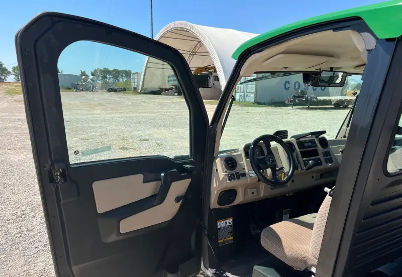 2021 John Deere XUV835R photo 12