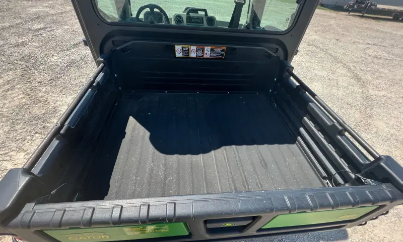 2021 John Deere XUV835R photo 9
