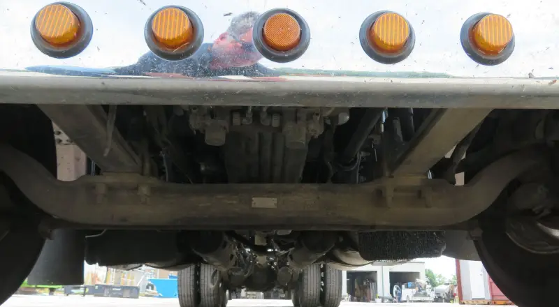 2004 Freightliner Classic 120 photo 57