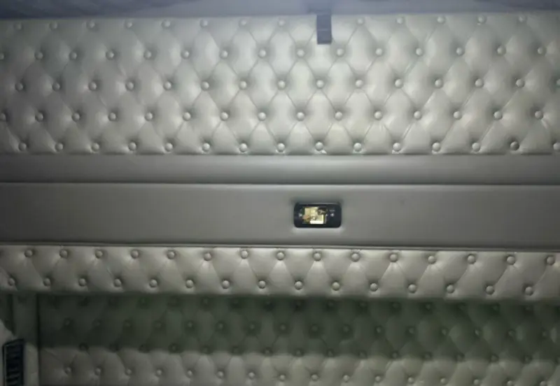 2008 Kenworth T660 photo 37