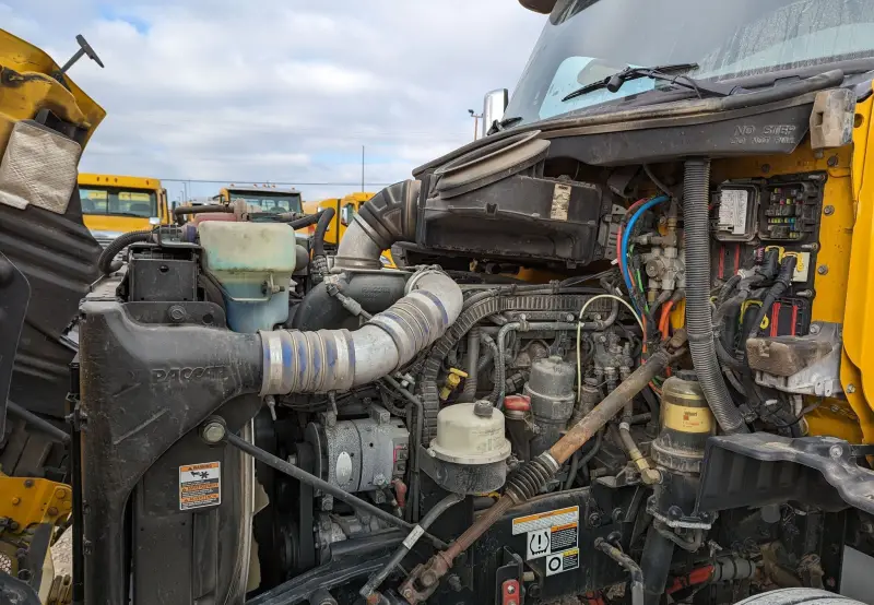 2016 Peterbilt 579 photo 48