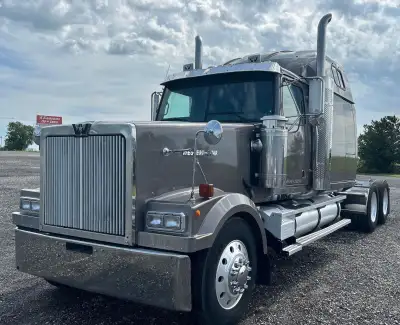 2001 Western Star 4900