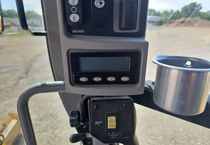 2013 Caterpillar 12M2 VHP Plus photo 39