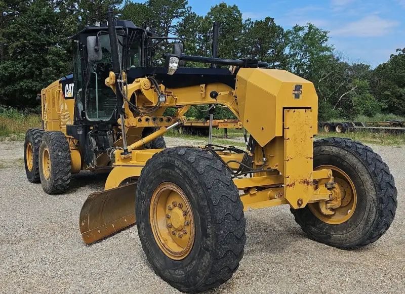 2013 Caterpillar 12M2 VHP Plus photo 3