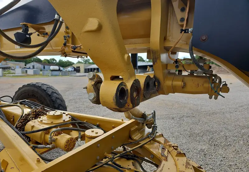 2013 Caterpillar 12M2 VHP Plus photo 9