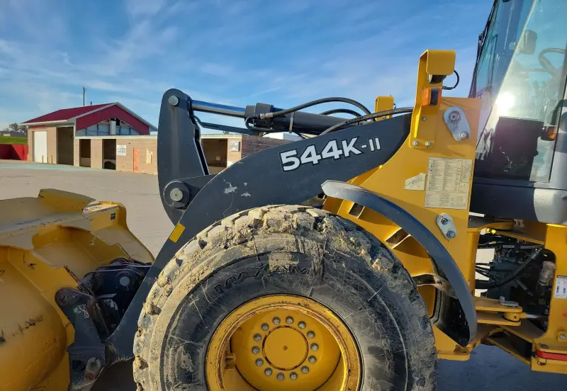 2018 John Deere 544K-II photo 9
