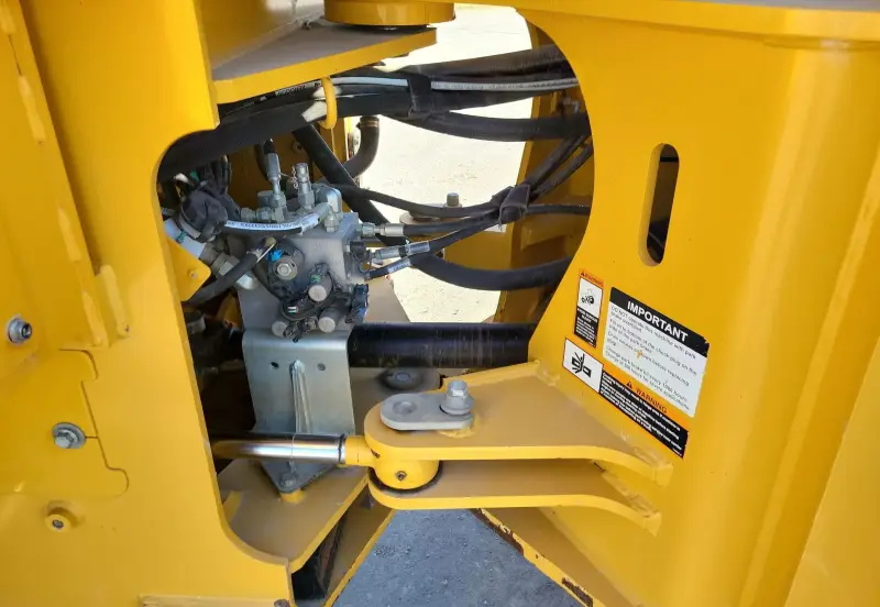 2018 John Deere 544K-II photo 23