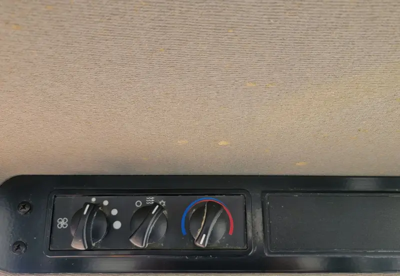 2014 Case 1650M XLT photo 18